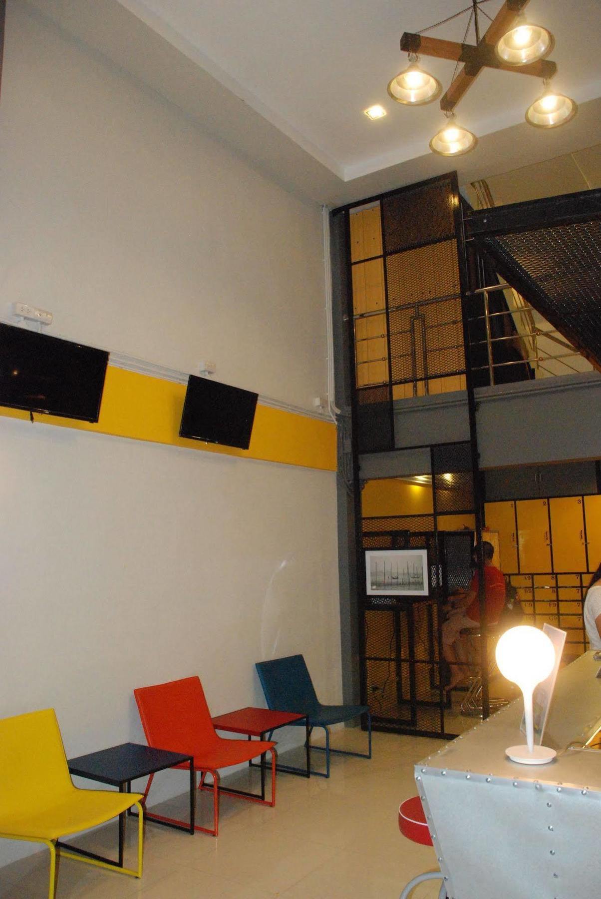 Oyes Hostel Krabi Exterior photo
